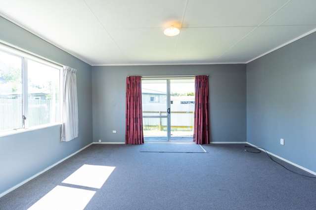  115 Sherwill Street West Feilding_4