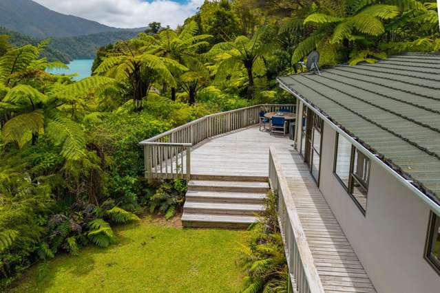 Your Bay Retreat Awaits!