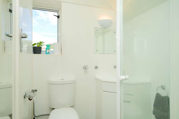 229 Bay View Road Saint Clair_18