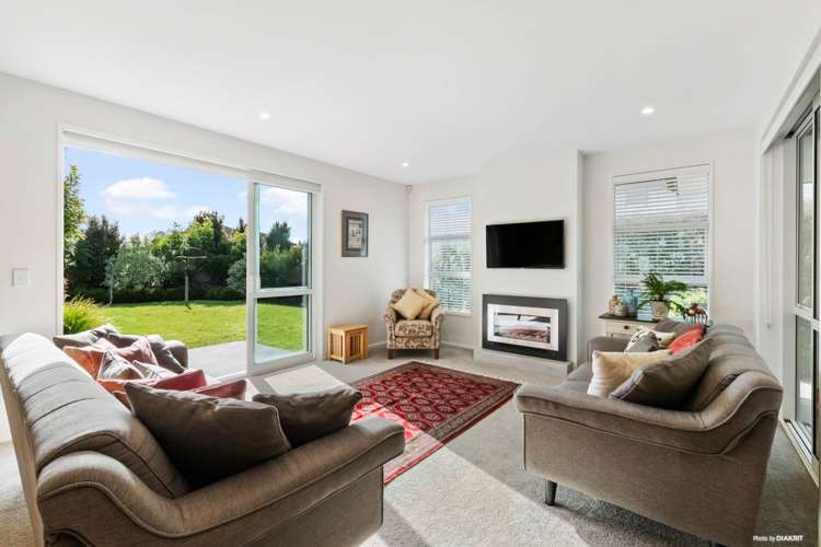 14 Defender Crescent Beachlands_7