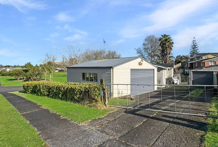 2 Meadows Lane Huntly_10