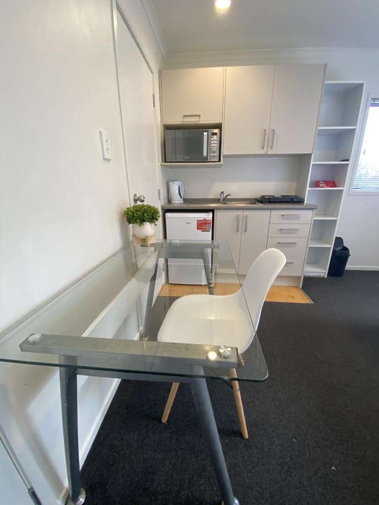 3E/16 Greensboro Street 1074_4