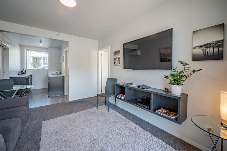 79c Beach Road Akaroa_8