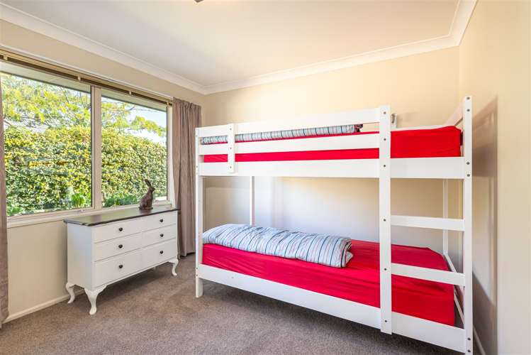2 Shearwater Drive Woolston_16