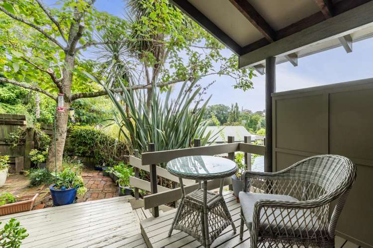 2/8 Toop Street Havelock North_21