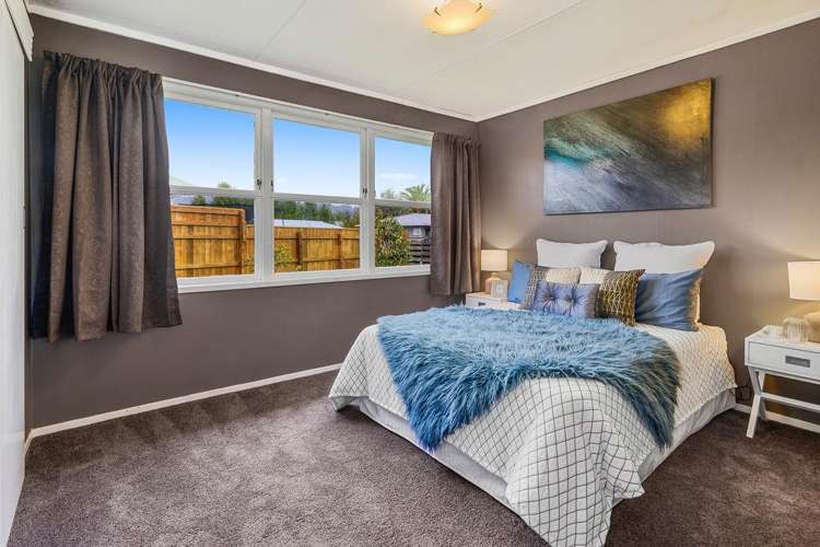 18 Tennyson Drive Owhata_5