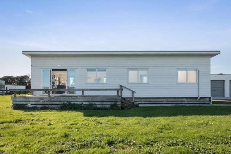 649 Wani Road Netherton_8