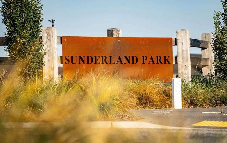 83 Sunderland Park_1