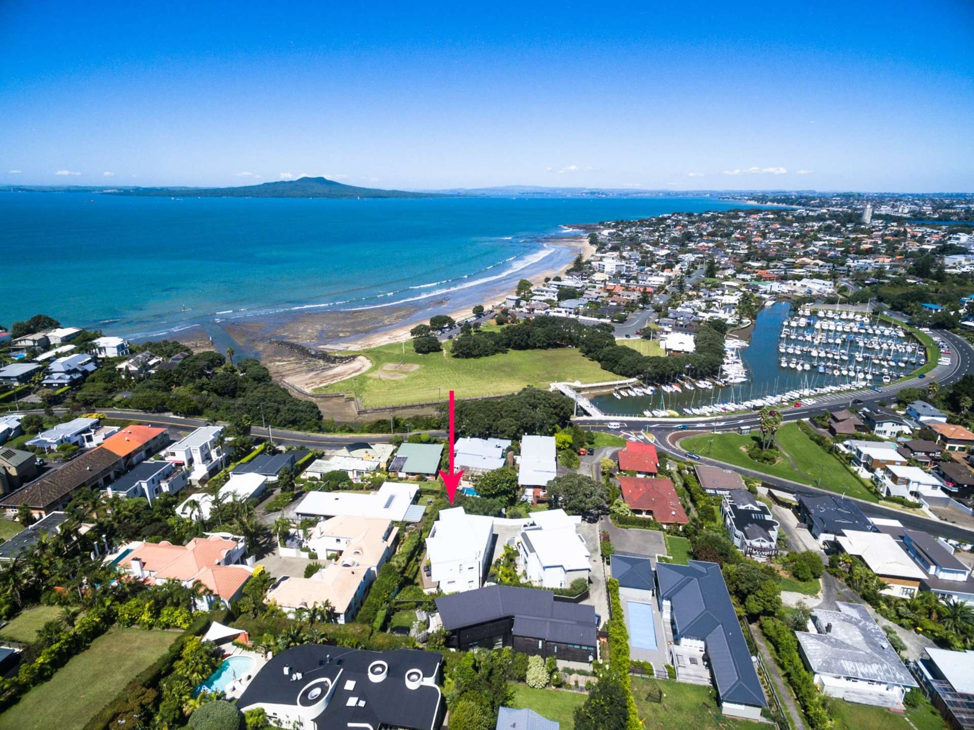 4b Beach Road Castor Bay_0