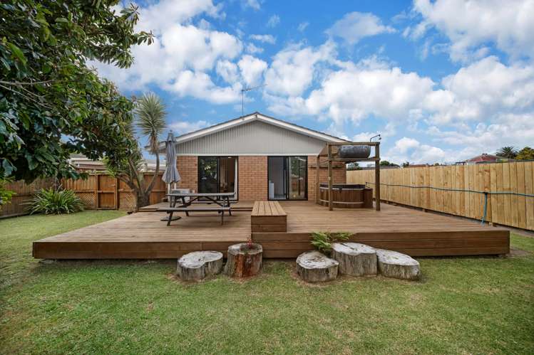 2/3 Papatahi Place Henderson_18