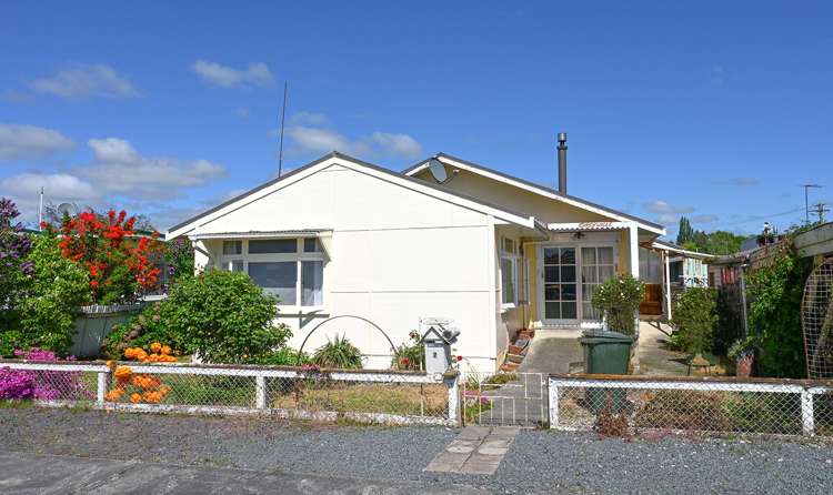 7 George Street Balclutha_0