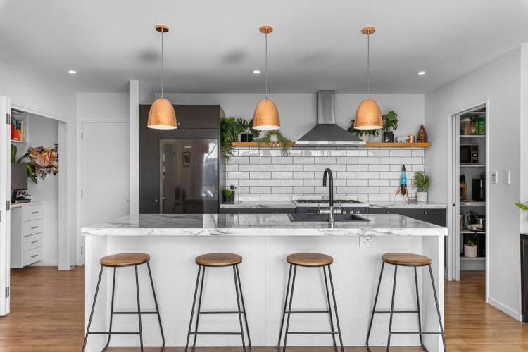 32 Bronco Drive Aidanfield_3