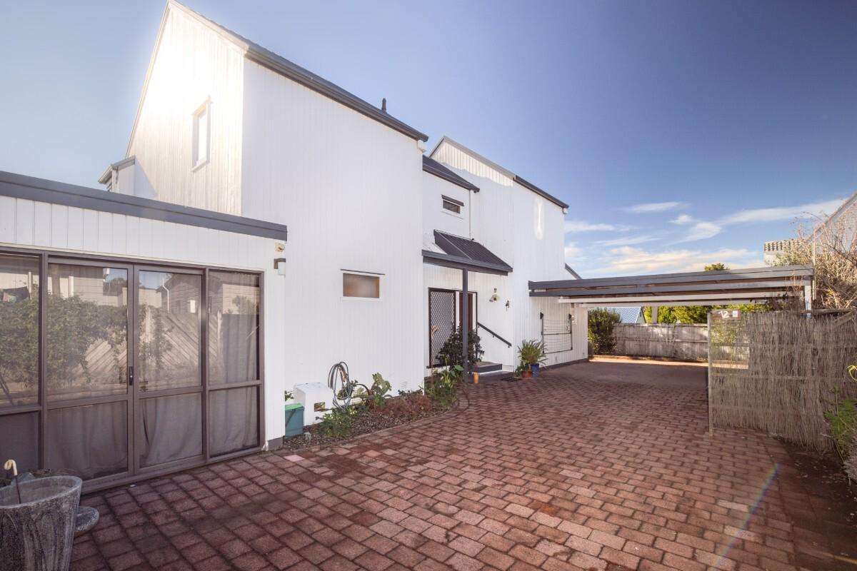 72B Boucher Avenue_3