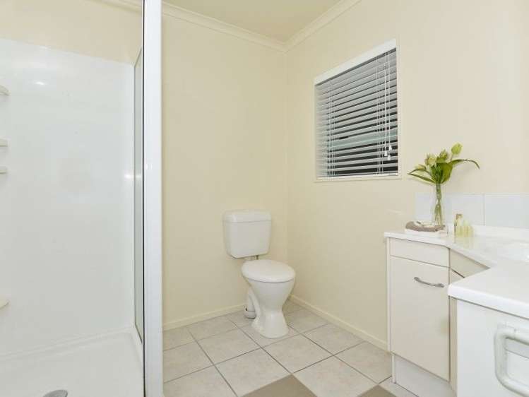 23 Huntington Drive Huntington_13