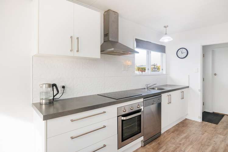 56 Karamea Crescent Kelvin Grove_2