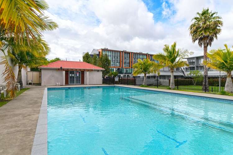 30 Westward Ho Glen Eden_8
