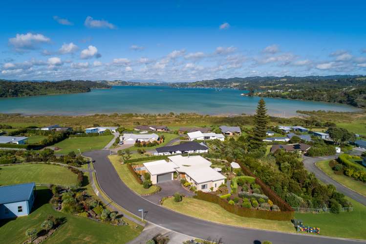 34 Muritai Road Parua Bay_6