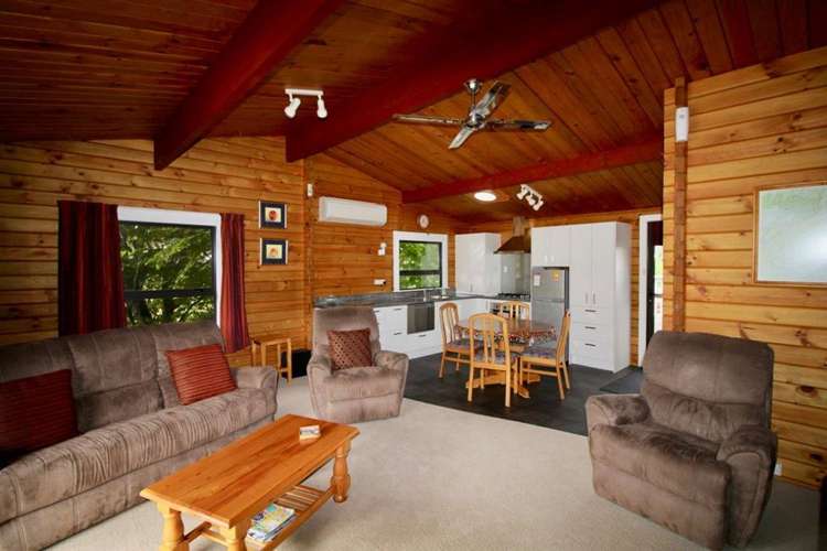 1 Chalet Crescent Hanmer Springs_5