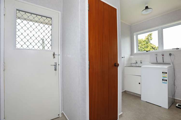 4 Walker Crescent Bulls_12