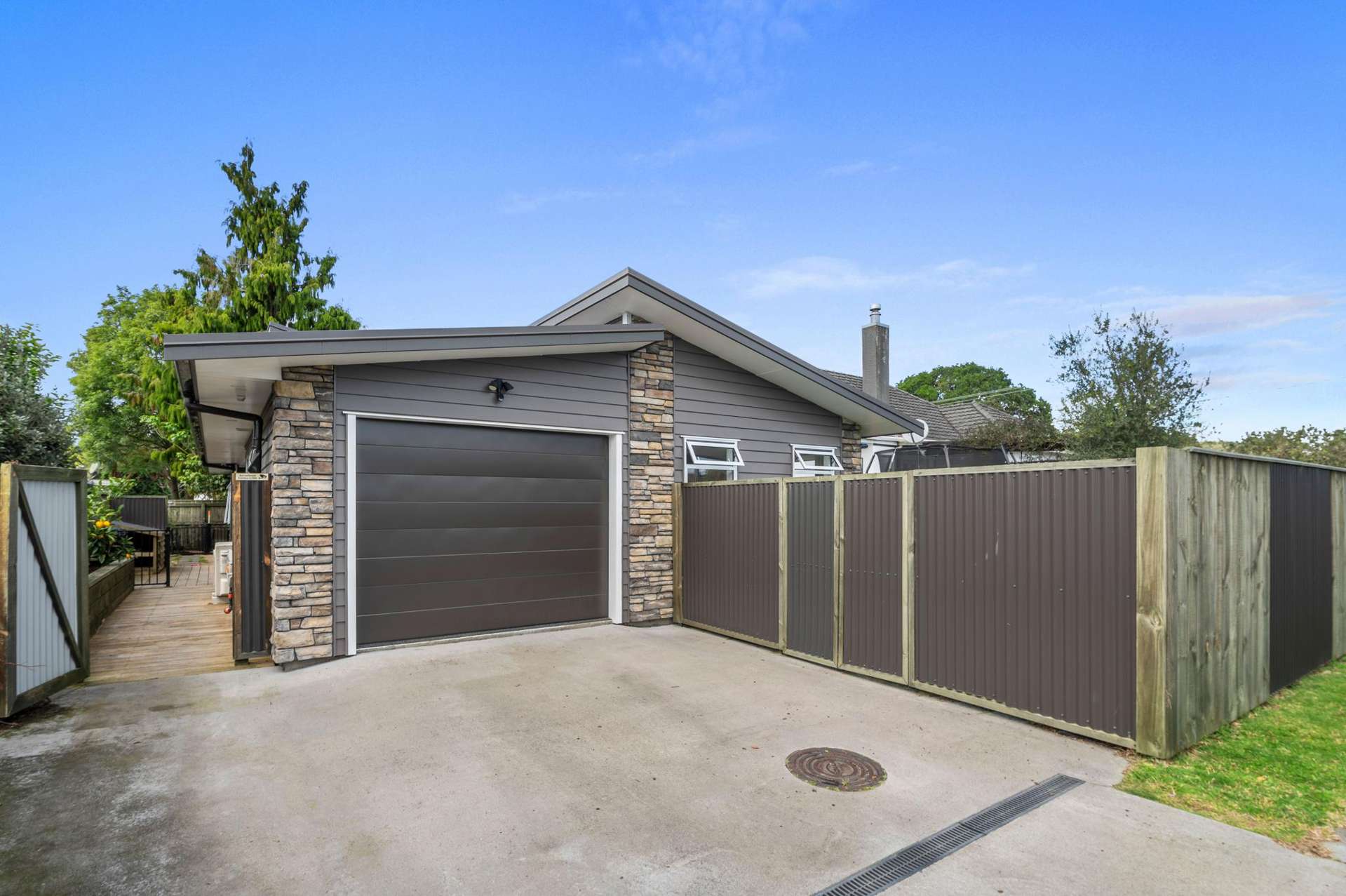 236 Ranolf Street Glenholme_0