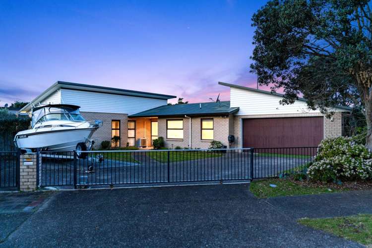 71 Pyle Road West One Tree Point_23