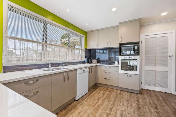 9 Montgomery Avenue Onerahi_6