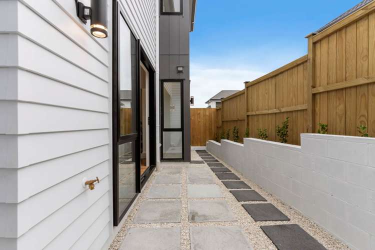 34b Edendale Road Somerville_26