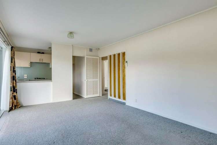 3/5 Mountbatten Avenue Hillcrest_5