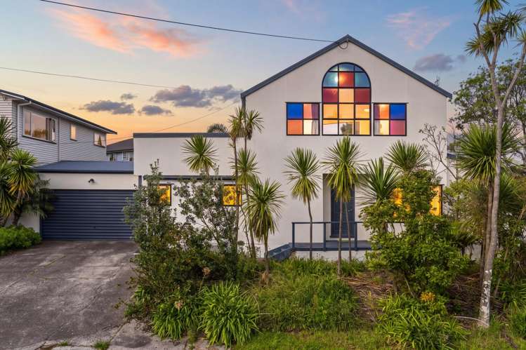 2/953 Beach Road Torbay_17