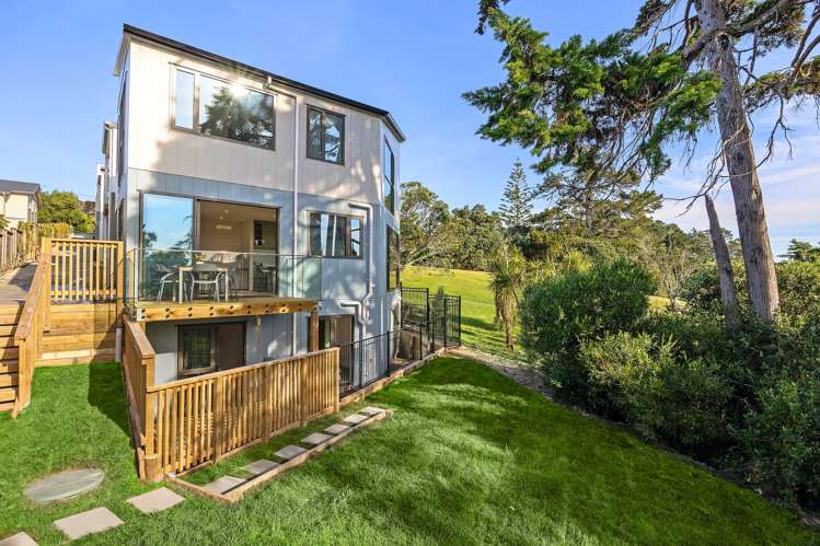 8/41 Seaside Avenue Waterview_21