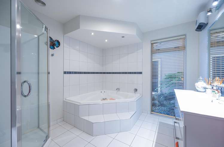 53 Templemore Drive Richmond_10