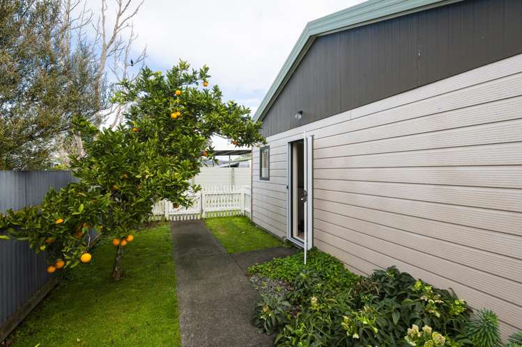 8B Asquith Street Te Hapara_16