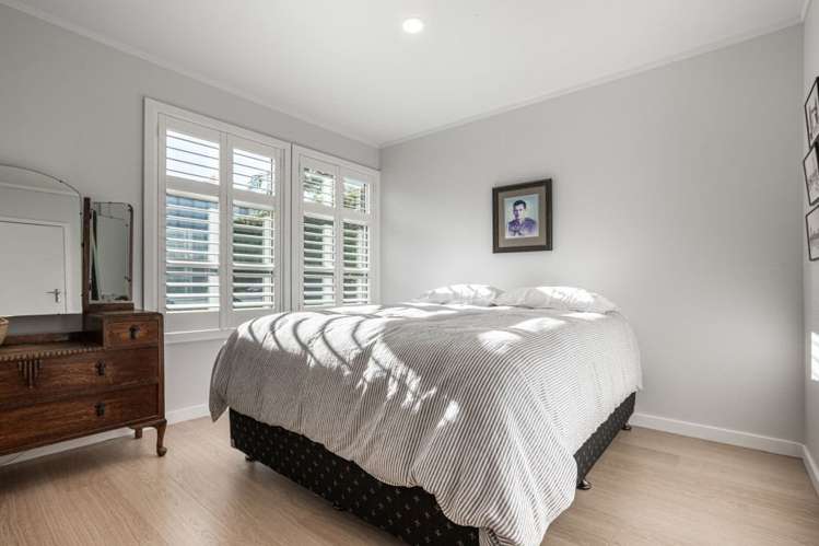 2/13 Waitemata Road Hauraki_10