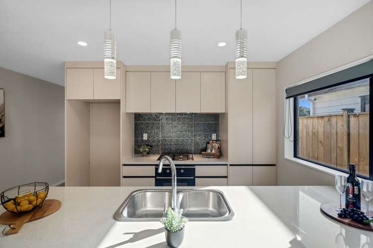 7 Castlepoint Avenue Takanini_5