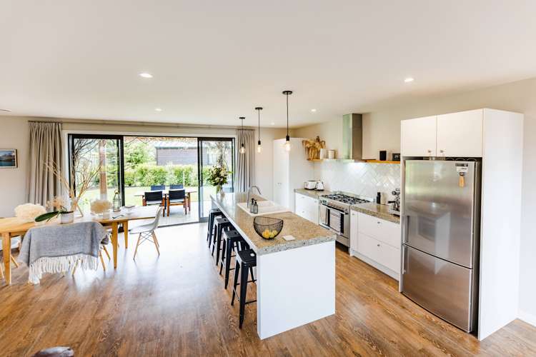 42 Mcadam Drive Jacks Point_15