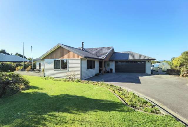 128 Brickfield Road Hokitika_1