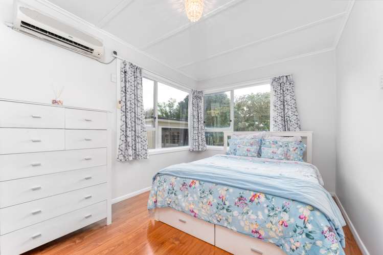 110 Main Road Tawa_8