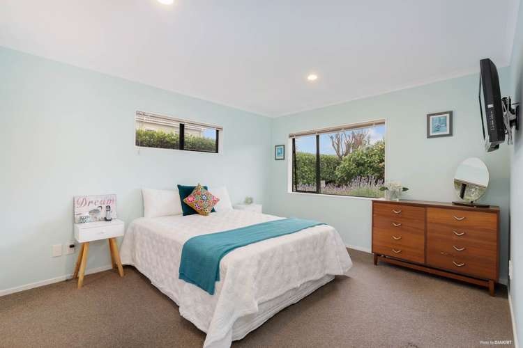 14/1 Piriti Drive Te Atatu Peninsula_11