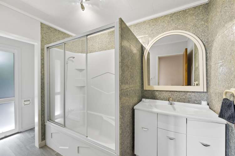 60 Flaxmere Avenue Flaxmere_13