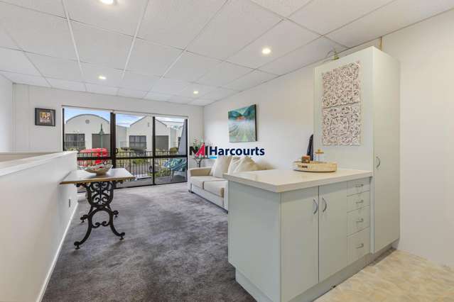 Unit 2/6 Airborne Road Albany_1