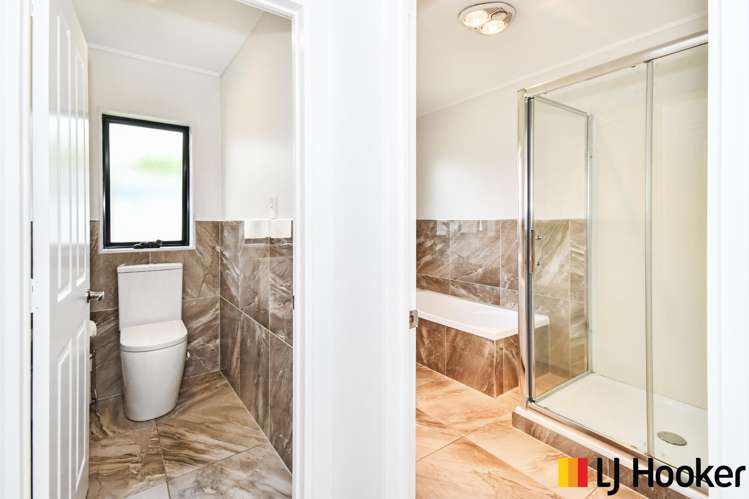 1 Mull Place Wattle Downs_13