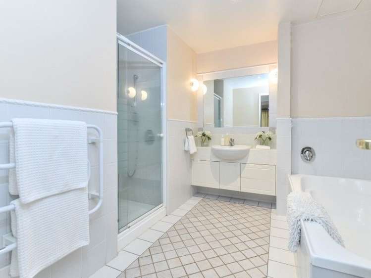 3b/18 Joseph Banks Terrace Remuera_17