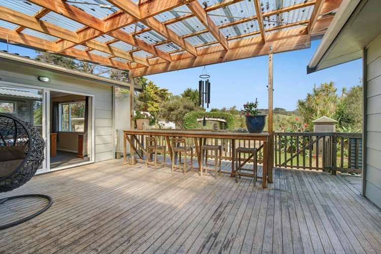 2832 Kaipara Coast Highway Glorit_5