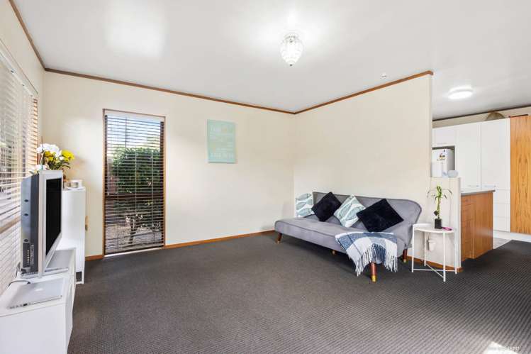 110X Grey Street Onehunga_9
