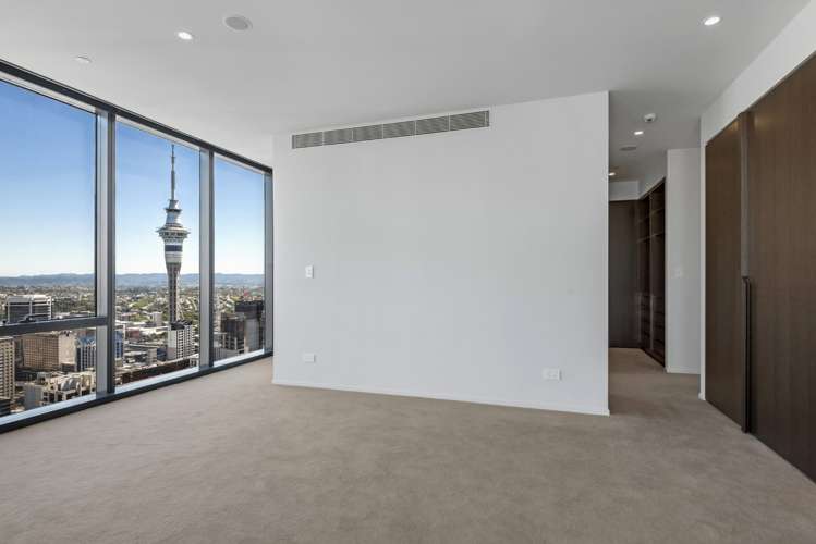 5002/10 Commerce Street 10015_9