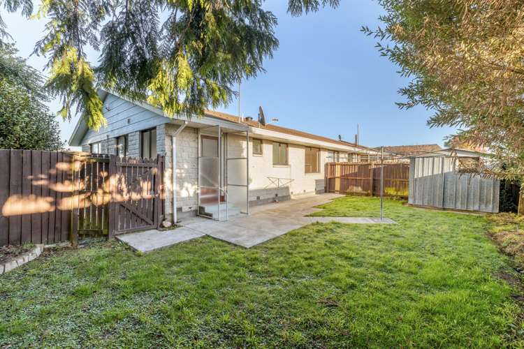 2/5 Quinton Place Bishopdale_12