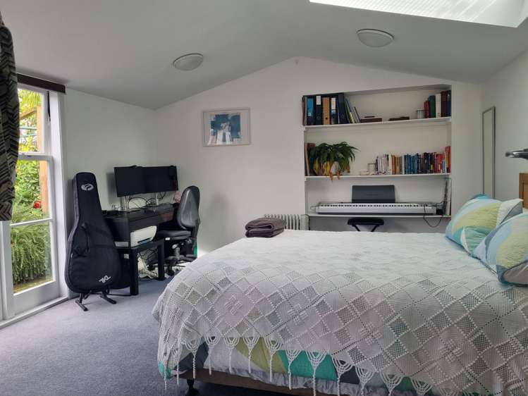 10 Bristol Avenue Brookfield_18