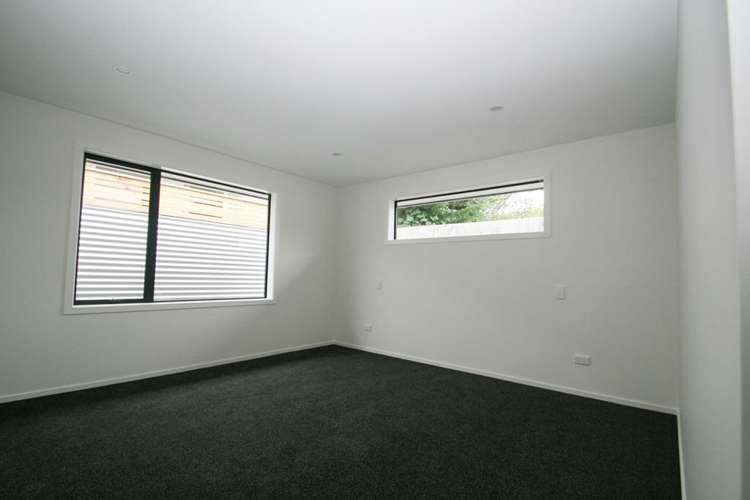 95 Salford Street Windsor_17