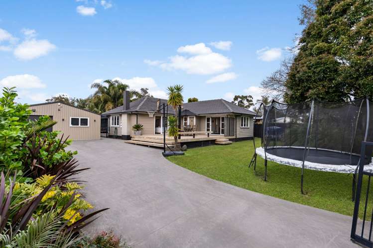 4 Holman Road Te Atatu Peninsula_21