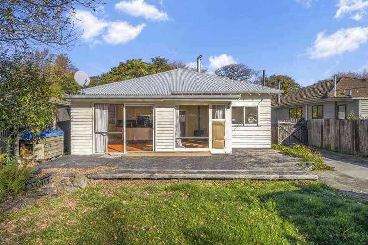 549 Ferry Road Woolston_10